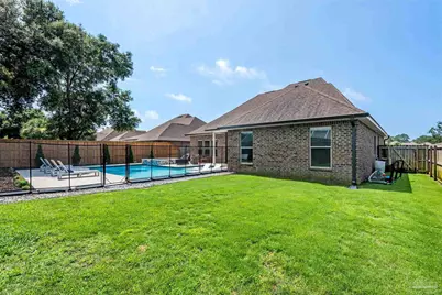 1525 Sabal Palm Dr, Gulf Breeze, FL 32563 - Photo 9