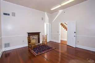 245 E Intendencia St, Pensacola, FL 32502 - Photo 11