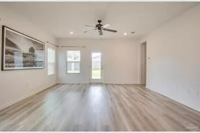 6625 Sun Tree Cir, Pensacola, FL 32526 - Photo 3
