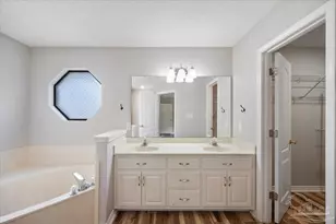 5245 Morgan Ridge Dr, Milton, FL 32570 - Photo 37