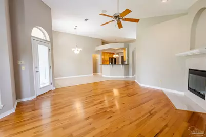 5805 Dunbar Cir, Milton, FL 32583 - Photo 9