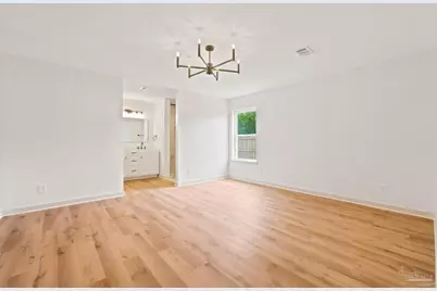 6466 Greenwell St, Pensacola, FL 32526 - Photo 13