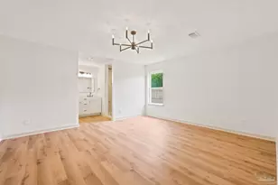 6466 Greenwell St, Pensacola, FL 32526 - Photo 13