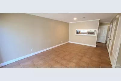 7250 Hilburn Rd #4D, Pensacola, FL 32504 - Photo 3