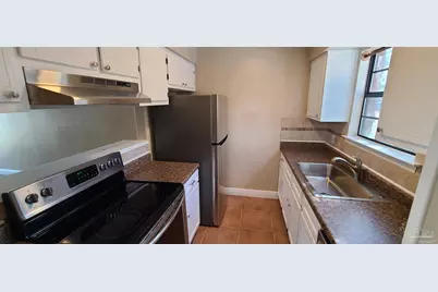7250 Hilburn Rd #4D, Pensacola, FL 32504 - Photo 1