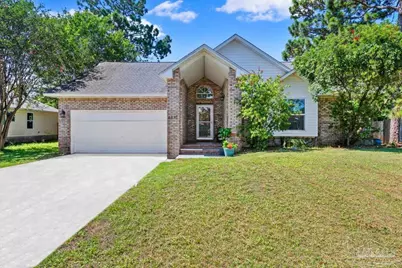 6435 Garden Dr, Gulf Breeze, FL 32563 - Photo 1