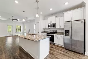 424 Pemberton Ln, Cantonment, FL 32533 - Photo 7