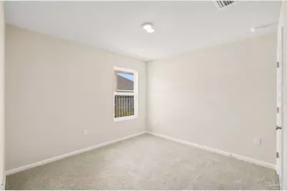 4029 Whitetail Ln, Pensacola, FL 32526 - Photo 9