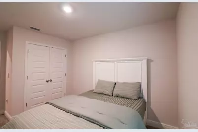 7174 Village Ln, Pensacola, FL 32504 - Photo 15
