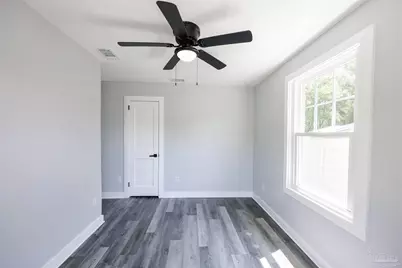 402 Rue Max St, Pensacola, FL 32507 - Photo 15