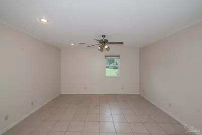 5900 Pamela Dr, Milton, FL 32570 - Photo 33