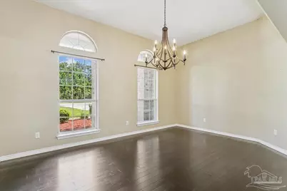7791 Fenwick St, Navarre, FL 32566 - Photo 9