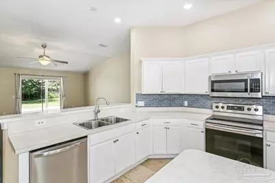 7791 Fenwick St, Navarre, FL 32566 - Photo 13