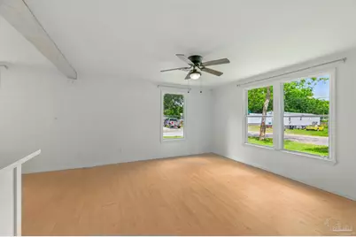61 E Ensley St, Pensacola, FL 32534 - Photo 9