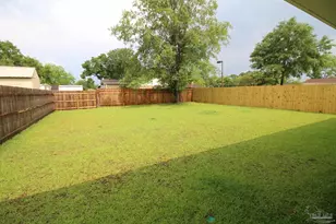 2348 Kirkwood Dr, Cantonment, FL 32533 - Photo 15