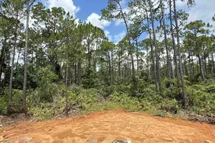 5581 Seascape Dr, Pensacola, FL 32507 - Photo 9