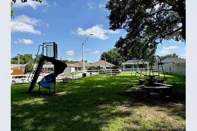 8022 Stonebrook Dr, Pensacola, FL 32514 - Photo 29