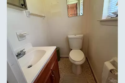 7532 Holmes St, Milton, FL 32583 - Photo 7
