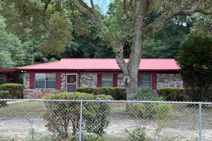 7532 Holmes St, Milton, FL 32583 - Photo 3