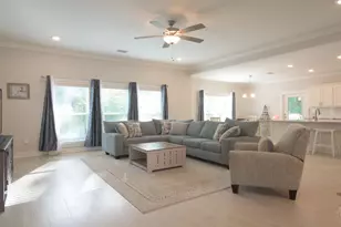 2990 Trestle Wy, Cantonment, FL 32533 - Photo 3