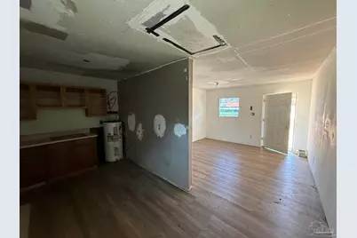 3409 W Scott St, Pensacola, FL 32505 - Photo 9