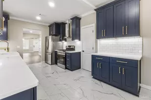 1520 E Hernandez St, Pensacola, FL 32503 - Photo 5