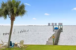 3361 Edgewater Dr, Gulf Breeze, FL 32563 - Photo 3