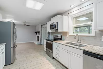 3066 Rosa Del Villa Dr, Gulf Breeze, FL 32563 - Photo 11