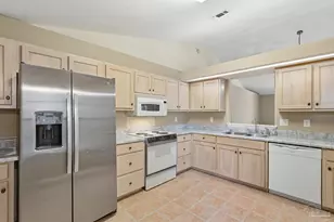 147 Mirabelle Cir, Pensacola, FL 32514 - Photo 9