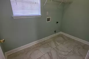 7042 Plank Dr, Pensacola, FL 32526 - Photo 11