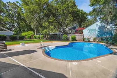 127 Highpoint Dr, Gulf Breeze, FL 32561 - Photo 13