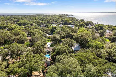 127 Highpoint Dr, Gulf Breeze, FL 32561 - Photo 51