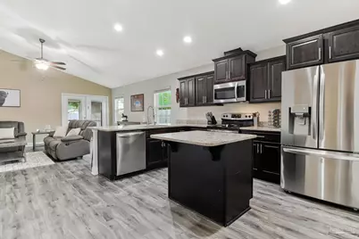 5134 Carley Ct, Milton, FL 32583 - Photo 9