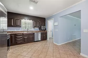 5820 Pamona St, Milton, FL 32583 - Photo 9
