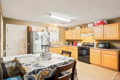 1717 W Gadsden St, Pensacola, FL 32501 - Photo 11