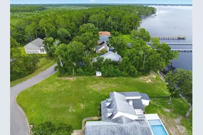 5655 Bay Forest Dr, Pensacola, FL 32526 - Photo 11