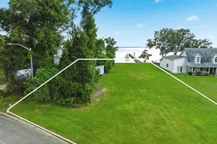 5655 Bay Forest Dr, Pensacola, FL 32526 - Photo 1