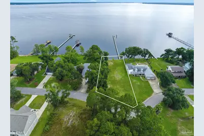 5655 Bay Forest Dr, Pensacola, FL 32526 - Photo 3