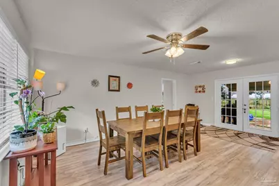 6215 Glenwood Dr, Milton, FL 32583 - Photo 9