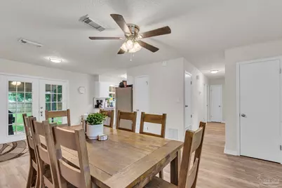 6215 Glenwood Dr, Milton, FL 32583 - Photo 13