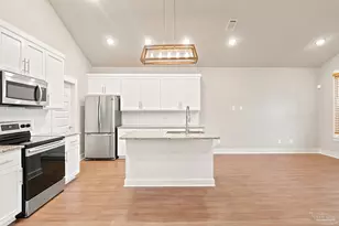 1010 N D St, Pensacola, FL 32501 - Photo 9