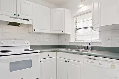 101 Vanderbilt Rd, Pensacola, FL 32506 - Photo 13