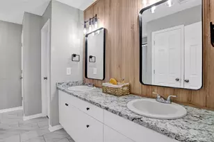 329 Mizzen Ln, Pensacola, FL 32507 - Photo 15