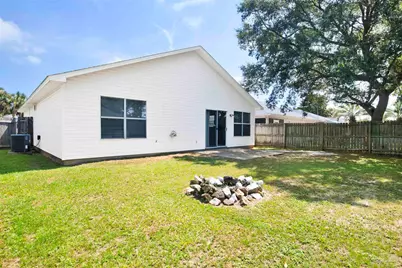329 Mizzen Ln, Pensacola, FL 32507 - Photo 25