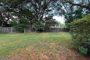 2952 Breckenridge Dr, Pensacola, FL 32526 - Photo 21