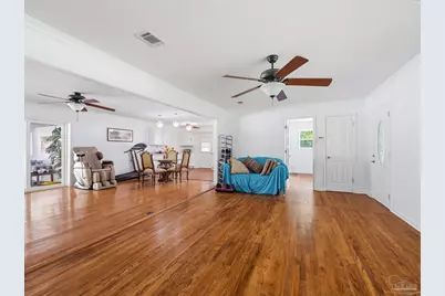 1407 John Carroll Dr, Pensacola, FL 32504 - Photo 11