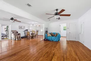 1407 John Carroll Dr, Pensacola, FL 32504 - Photo 11
