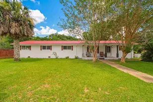 1407 John Carroll Dr, Pensacola, FL 32504 - Photo 3