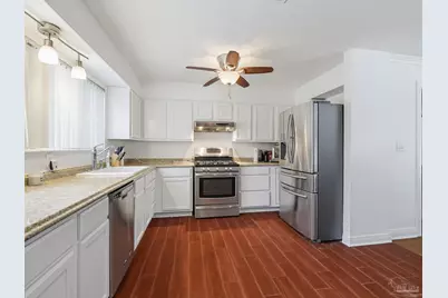 1407 John Carroll Dr, Pensacola, FL 32504 - Photo 19
