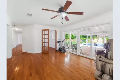 1407 John Carroll Dr, Pensacola, FL 32504 - Photo 23